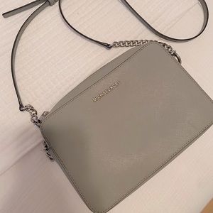 Micheal kors leather bag